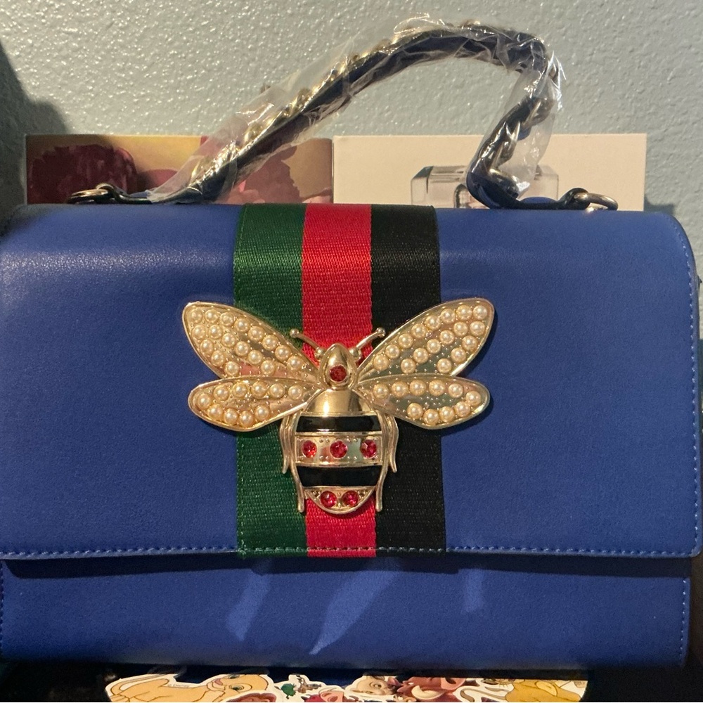 Elegant Blue Bee Embellished Shoulder Bag With Crossbody Strap